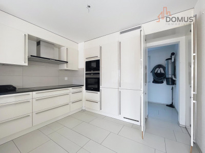 Appartement PPE lumineux de 120 m² avec grand balcon ? Immeuble récent de standing image 5