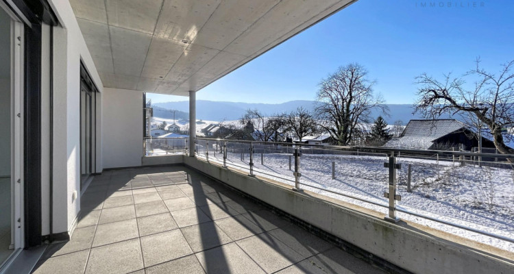 Appartement PPE lumineux de 120 m² avec grand balcon ? Immeuble récent de standing image 1