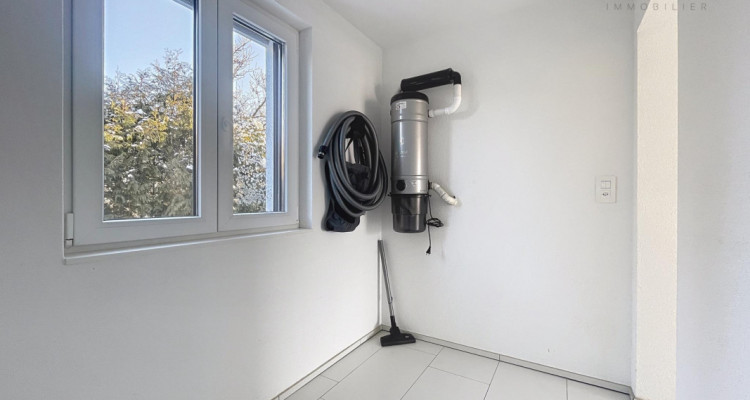 Appartement PPE lumineux de 120 m² avec grand balcon ? Immeuble récent de standing image 6