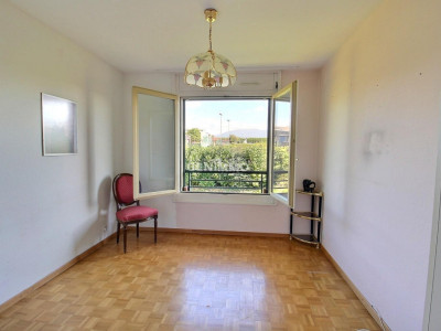 Centre du Village  Vue Lac et Vignes image 5