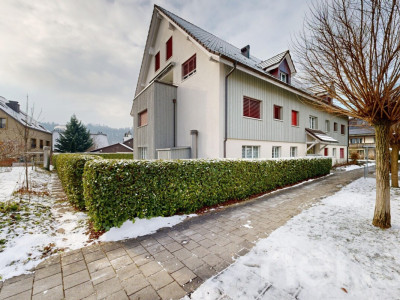 Gartenwohnung mit exklusivem Ausbau und technischer Ausstattung image 1