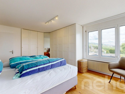Exklusive 5.5-Zimmer-Wohnung an erhöhter Lage mit Weitsicht image 5