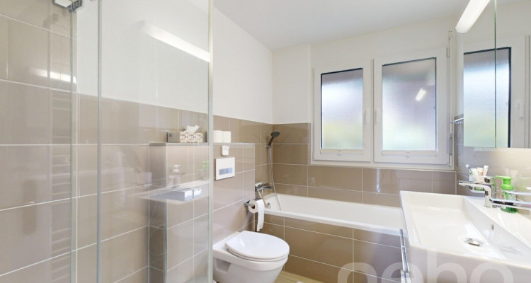 Exklusive 5.5-Zimmer-Wohnung an erhöhter Lage mit Weitsicht image 7