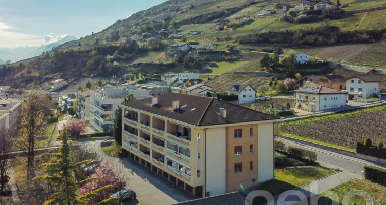 Charmant duplex familial en attique avec vue dégagée sur les montagnes image 3