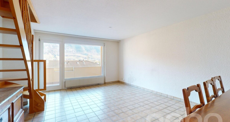 Charmant duplex familial en attique avec vue dégagée sur les montagnes image 5