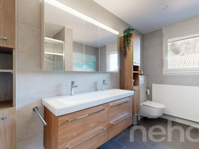 Helles Einfamilienhaus mit Weitsicht, Cheminée und viel Platz image 8