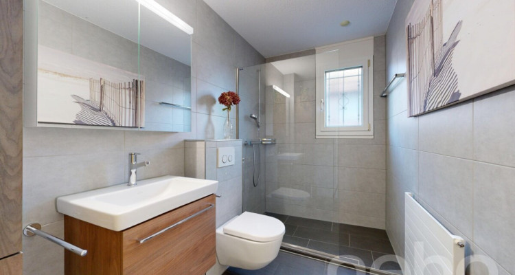 Helles Einfamilienhaus mit Weitsicht, Cheminée und viel Platz image 10