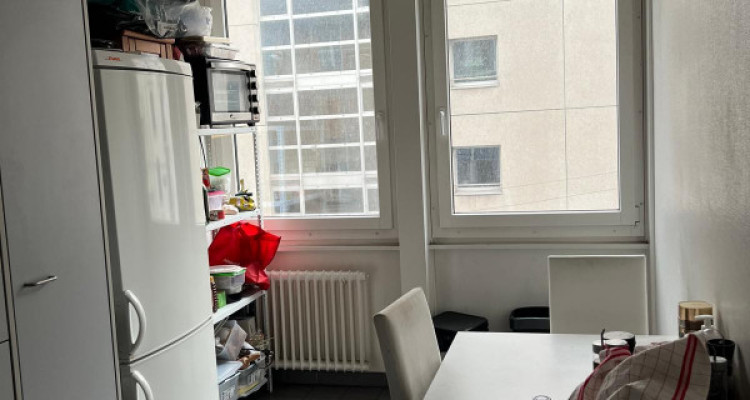 Appartement de 5 pièces au 3ème étage situé à Genève 1201 image 5