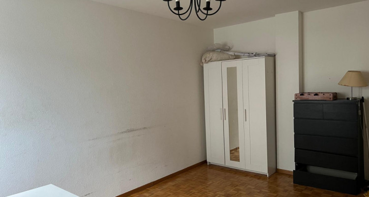 Appartement de 5 pièces au 3ème étage situé à Genève 1201 image 8