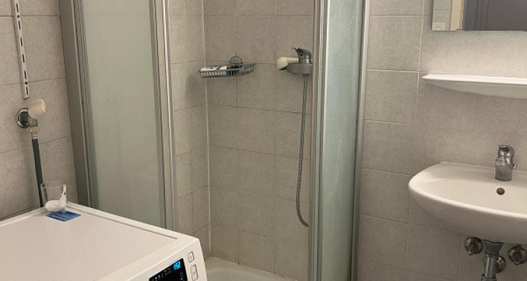 Appartement de 5 pièces au 3ème étage situé à Genève 1201 image 9