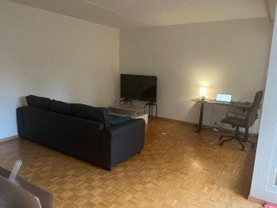 Appartement de 3,5 pièces au 2ème étage situé à Chêne-Bougeries 1224. image 1