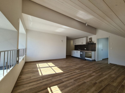 Appartement en attique de 2.5 pièces neuf ! image 1