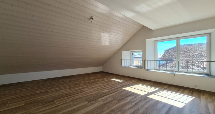 Appartement en attique de 2.5 pièces neuf ! image 3