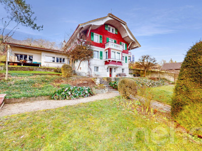 Charmante 10-Zimmer Villa mit Einliegerwohnung image 1