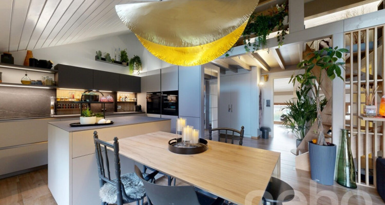 Superbe 3.5 pièces rénové à Soral ? confort moderne et cachet image 2