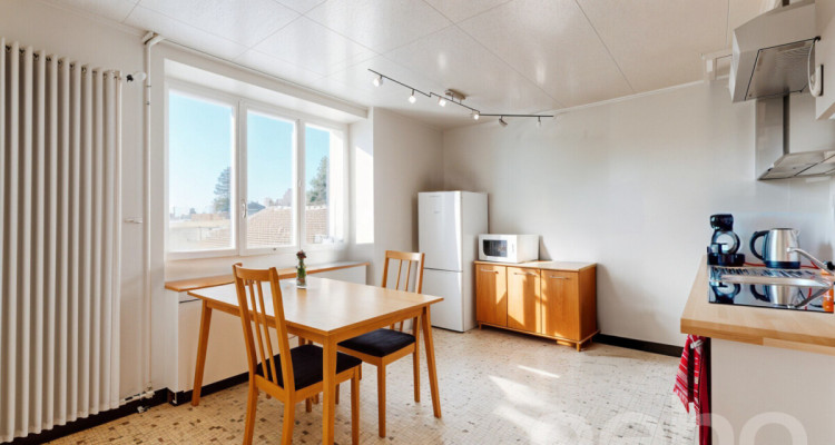 Duplex 4,5 pièces alliant charme et authenticité image 4