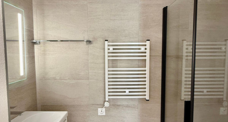 ATTIQUE NEUF DE 3.5 PCES, 112 M2 + TERRASSE PRIVÉE - SION  image 12