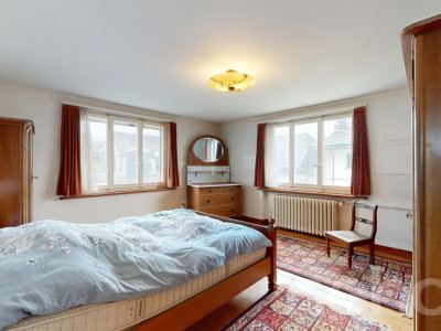 Familienfreundliches Einfamilienhaus mit grossem Grundstück image 7