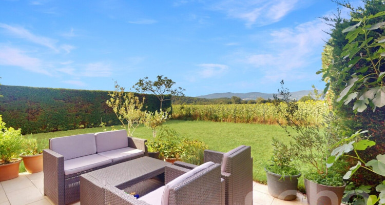 Villa élégante en pignon, mitoyenne, grand jardin et bel vue campagne image 11