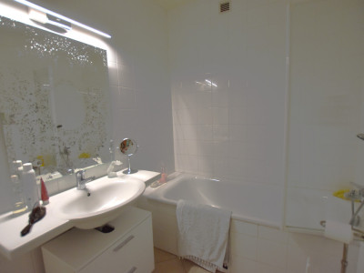 UN BIJOU DAPPARTEMENT MALAGNOU - BEAUCOUP DE CHARME - LOCATION DE COURTE DUREE image 7