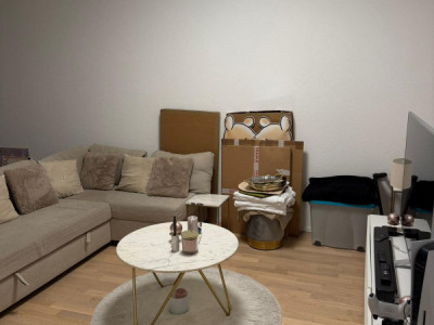 Appartement de 3 pièces au 6ème étage situé à Chatelaine 1219  image 2