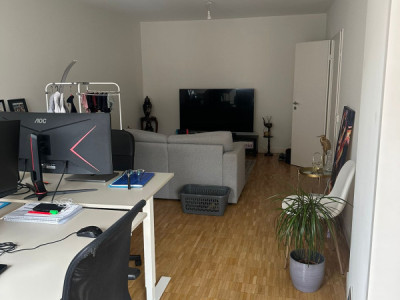 Appartement de 4 pièces au 5ème étage situé à Genève 1205 image 2