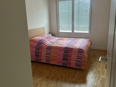 Appartement de 4 pièces au 5ème étage situé à Genève 1205 image 3