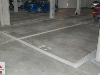 CLARENS GARAGE EN PLEIN CENTRE VILLE image 4