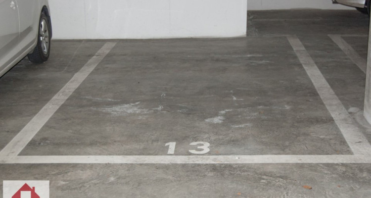 CLARENS GARAGE EN PLEIN CENTRE VILLE image 3