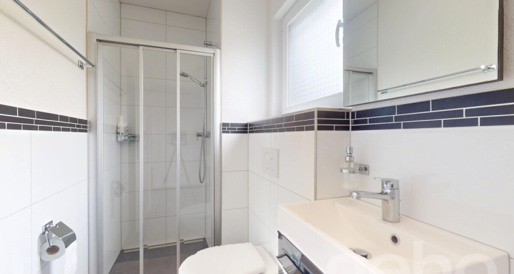 Lichtdurchflutetes 6.5-Zimmerhaus an ruhiger Lage mit viel Platz image 9