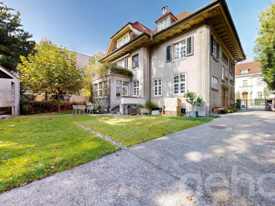 Grosszügige 6-Zimmer-Wohnung mit historischem Charme (im Baurecht) image 1