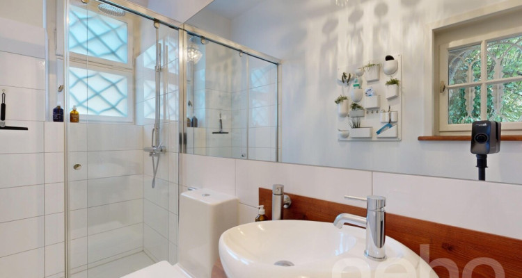 Grosszügige 6-Zimmer-Wohnung mit historischem Charme (im Baurecht) image 10