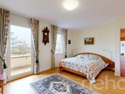 Duplex de prestige avec vue panoramique sur le lac Léman et les Alpes image 12