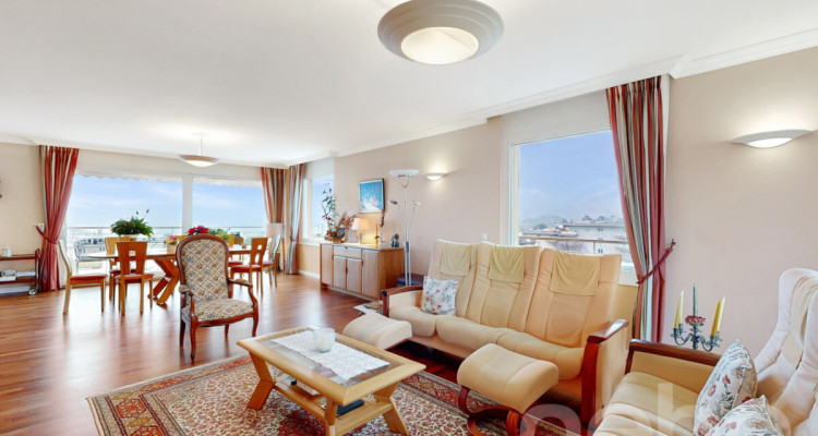 Duplex de prestige avec vue panoramique sur le lac Léman et les Alpes image 2