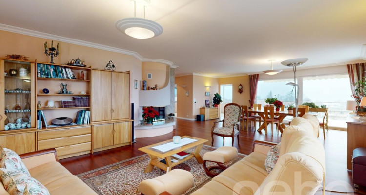 Duplex de prestige avec vue panoramique sur le lac Léman et les Alpes image 3