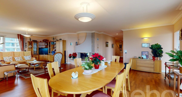 Duplex de prestige avec vue panoramique sur le lac Léman et les Alpes image 4