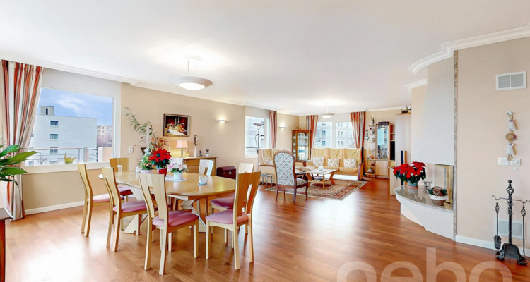 Duplex de prestige avec vue panoramique sur le lac Léman et les Alpes image 5