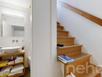 Charmantes Studio mit sichtbaren Holzbalken am Wettsteinplatz image 2