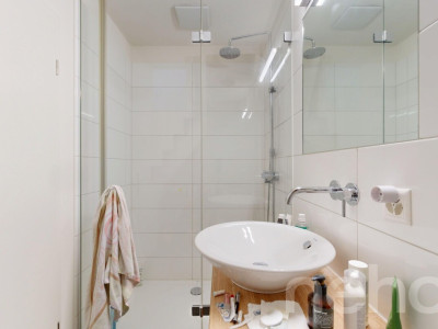 Charmantes Studio mit sichtbaren Holzbalken am Wettsteinplatz image 3