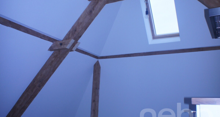 Charmantes Studio mit sichtbaren Holzbalken am Wettsteinplatz image 5