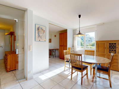 Confort, lumière et jardin privé ? superbe duplex à Morat image 4