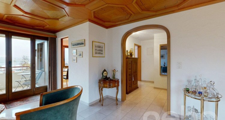 Charmante 3.5-Zimmer-Wohnung mit Seesicht in Altendorf SZ image 3