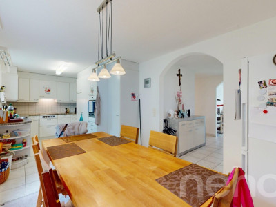 Charmante 4.5-Zimmer-Gartenwohnung mit viel Platz und Wohlfühlambiente image 1