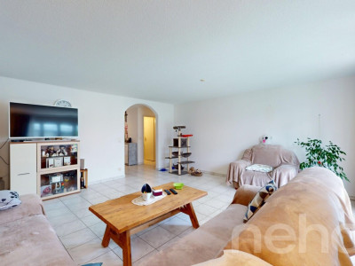 Charmante 4.5-Zimmer-Gartenwohnung mit viel Platz und Wohlfühlambiente image 3