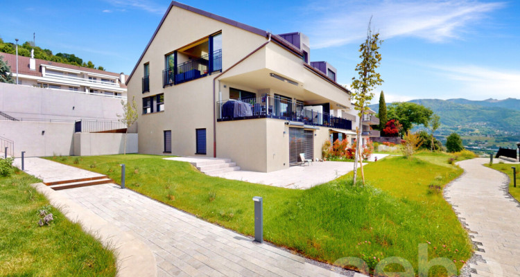 Superbe duplex en attique avec terrasse et vue panoramique image 2