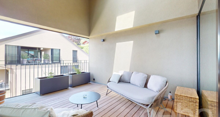 Superbe duplex en attique avec terrasse et vue panoramique image 4