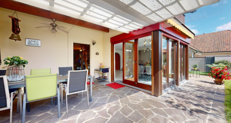 Gepflegtes Einfamilienhaus mit Garten, Cheminée und Garage image 5