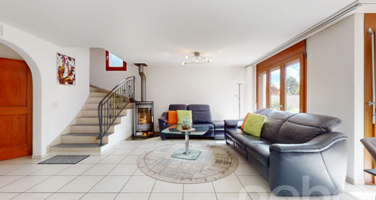 Gepflegtes Einfamilienhaus mit Garten, Cheminée und Garage image 12