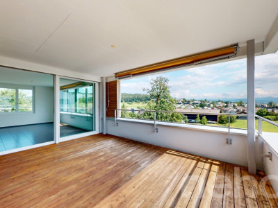 157 m2 moderner Wohnkomfort mit Weitsicht auf Säntis und Churfirsten image 2