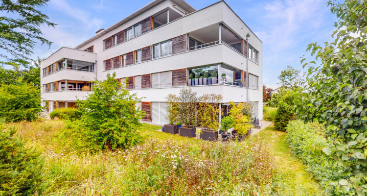 157 m2 moderner Wohnkomfort mit Weitsicht auf Säntis und Churfirsten image 3